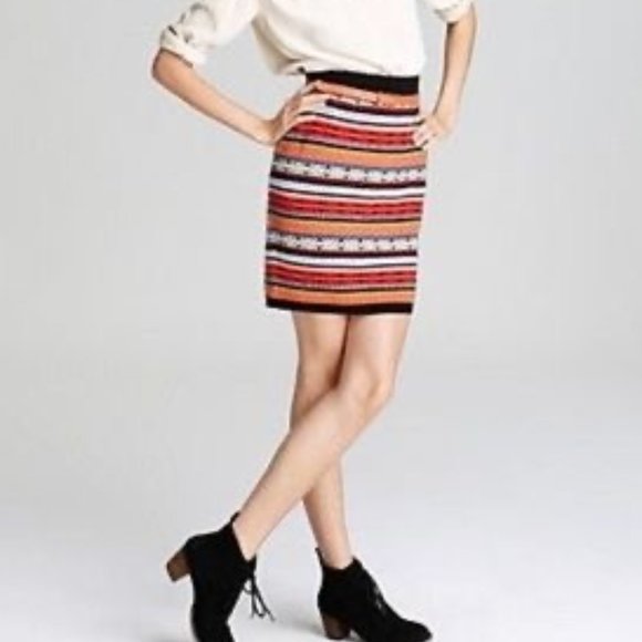 Aqua Dresses & Skirts - AQUA 100% Cashmere Sweater Skirt
